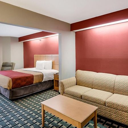 Econo Lodge Inn & Suites Peoria Illinois Eksteriør bilde