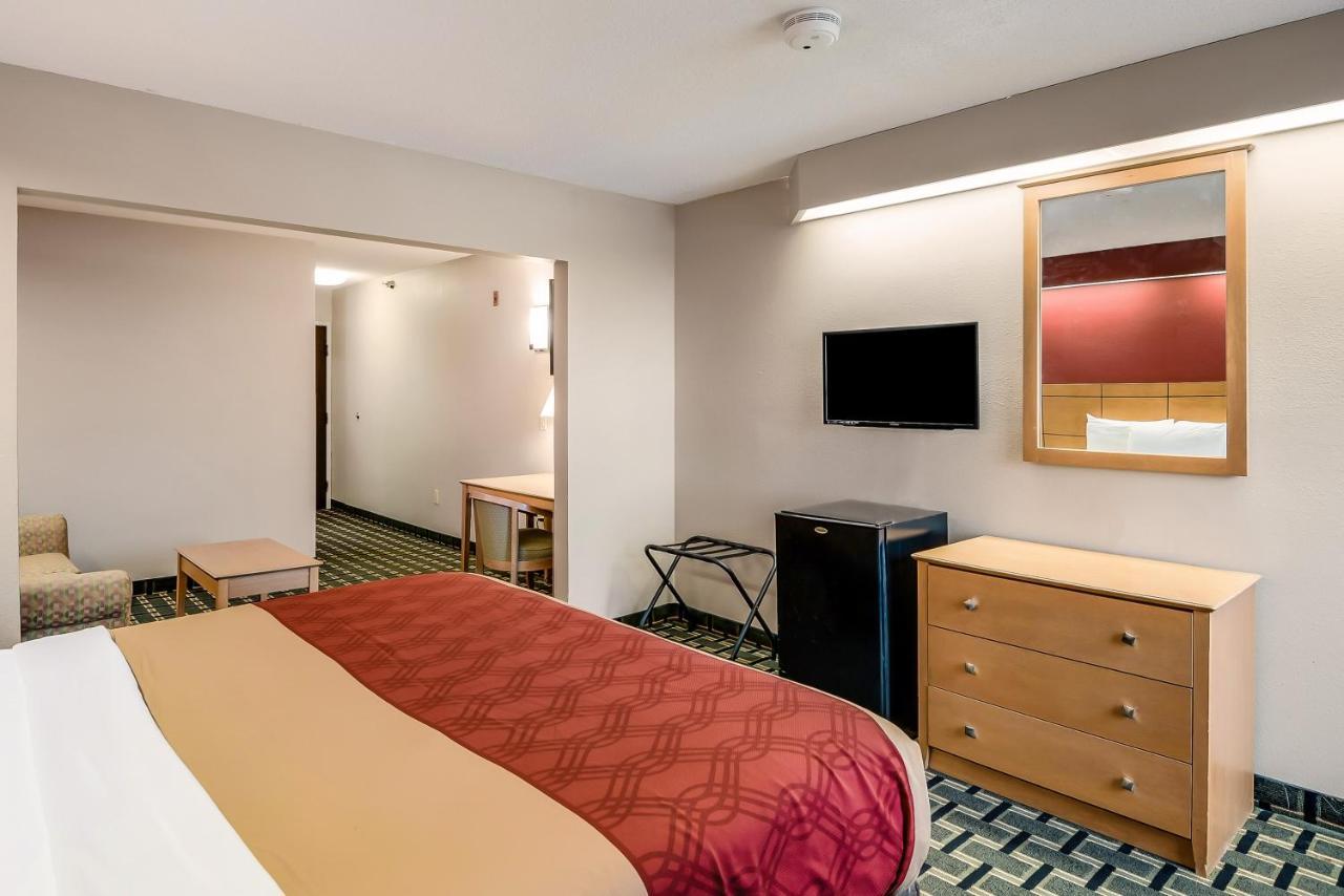 Econo Lodge Inn & Suites Peoria Illinois Eksteriør bilde