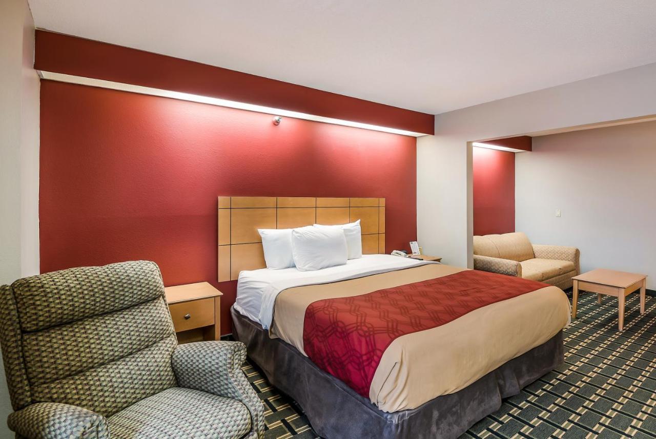 Econo Lodge Inn & Suites Peoria Illinois Eksteriør bilde