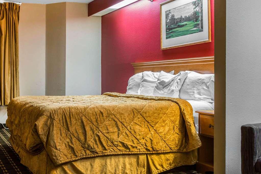 Econo Lodge Inn & Suites Peoria Illinois Rom bilde