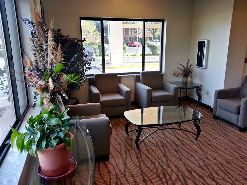 Econo Lodge Inn & Suites Peoria Illinois Eksteriør bilde
